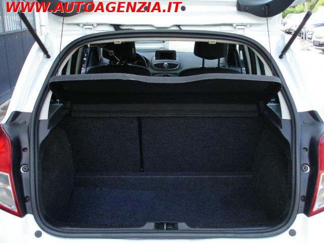 RENAULT Clio 1.2 16V 5 porte Dynamique