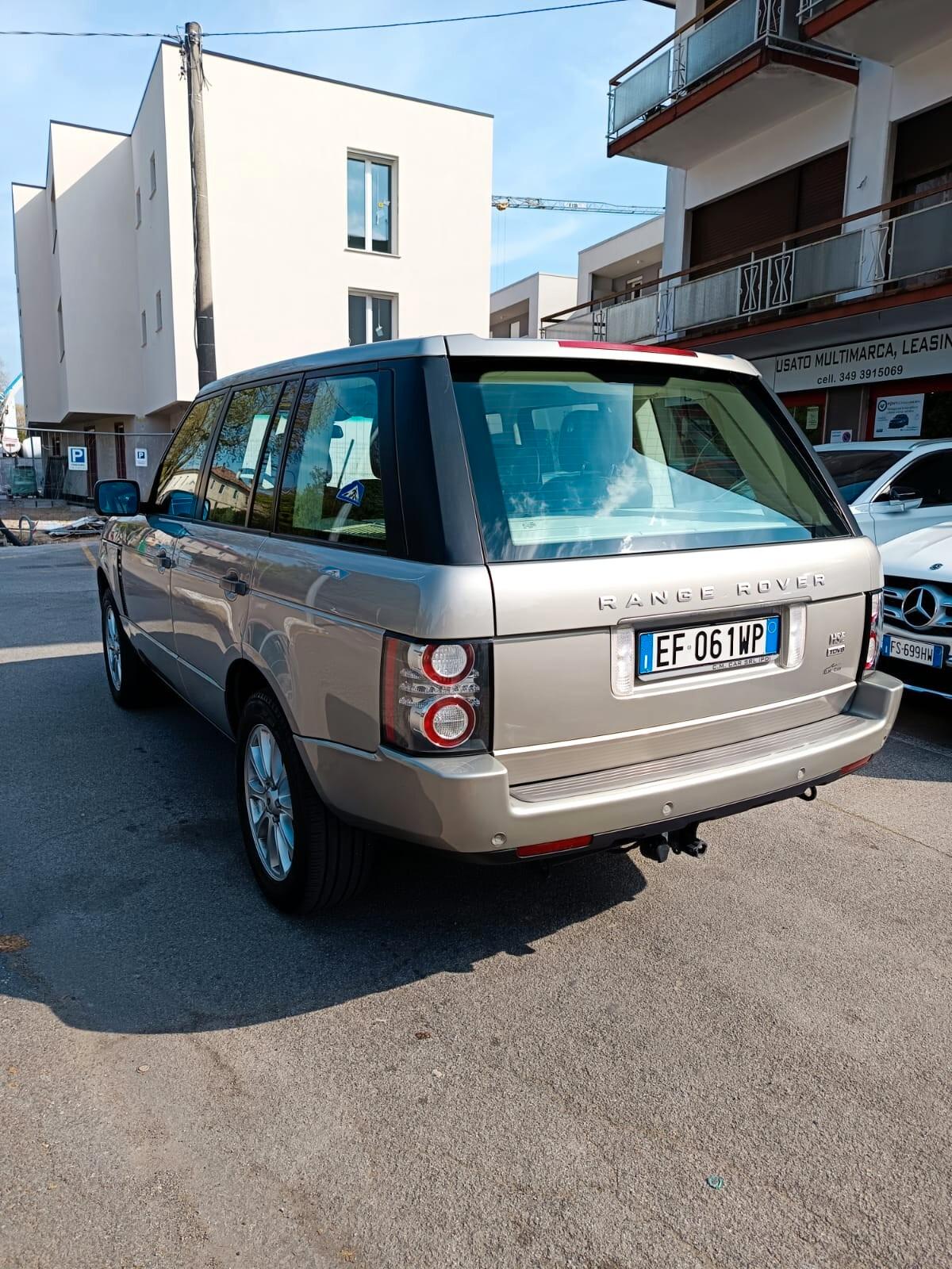 Land Rover Range Rover 4.4 TDV8 Vogue