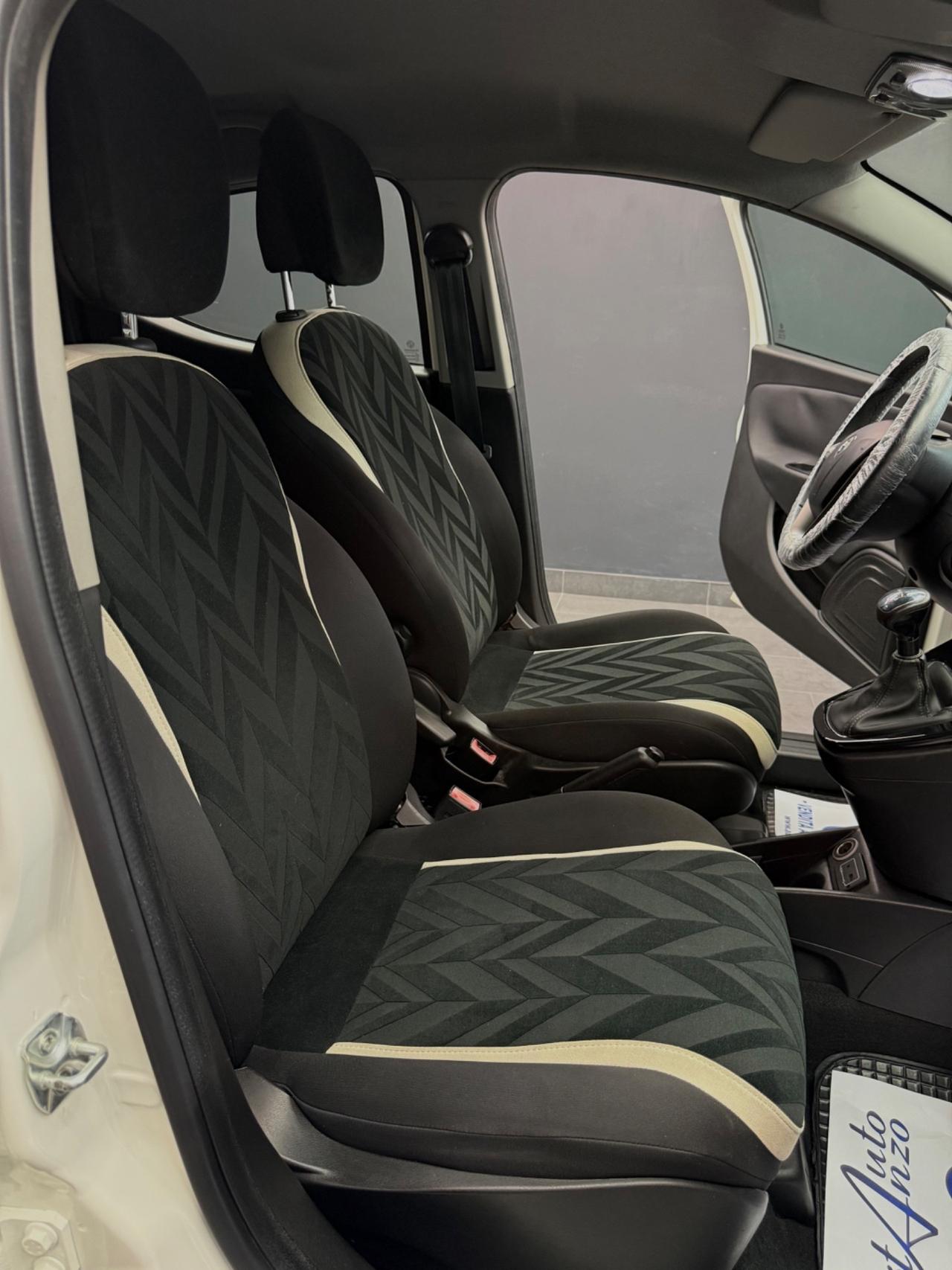 Lancia Ypsilon 0.9 Benzina 85 CV Platinum AUTOMATICA
