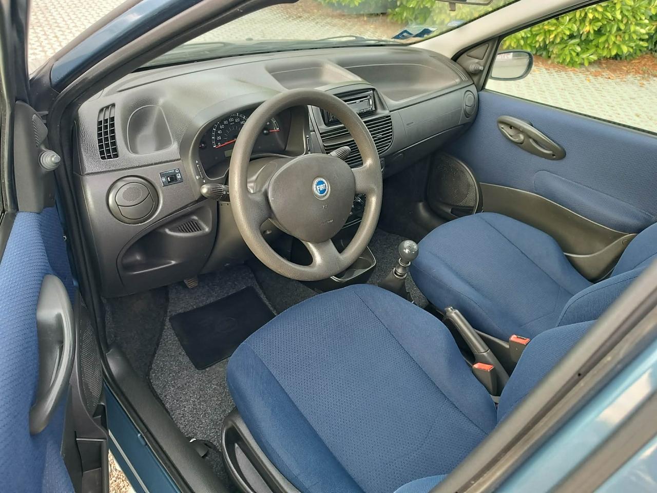 Fiat Punto 1.2 5 porte Active Natural Power