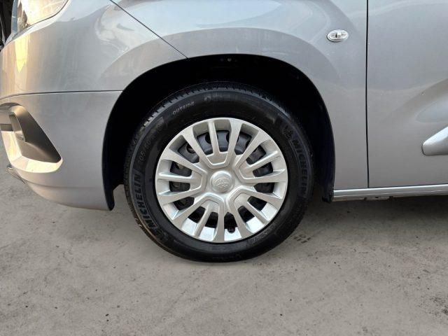 TOYOTA Proace City Verso 1.5D 100 CV S&S L1 Lounge GANCIO TRAINO