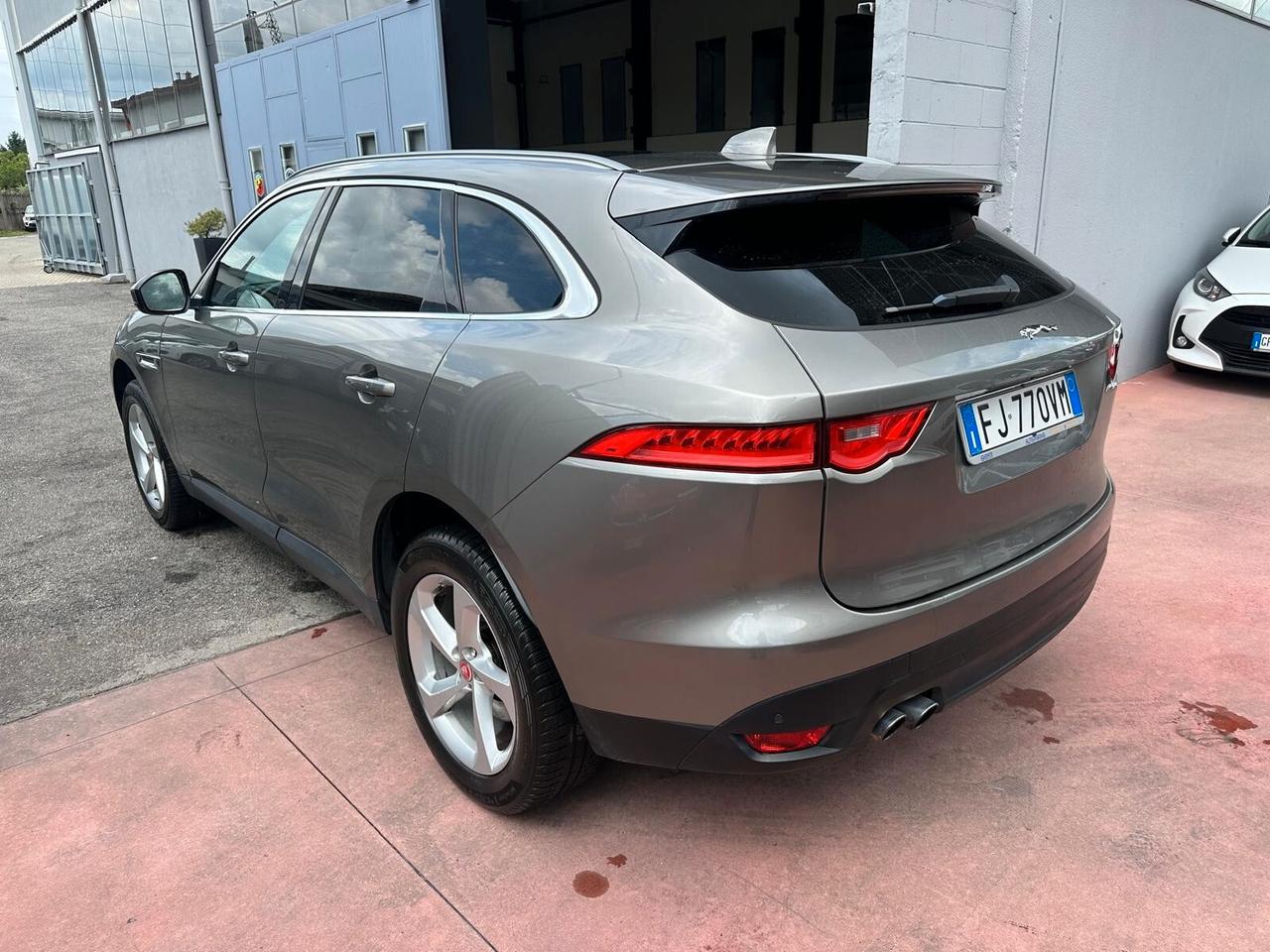 Jaguar F-Pace 2.0 D 180 CV AWD Prestige