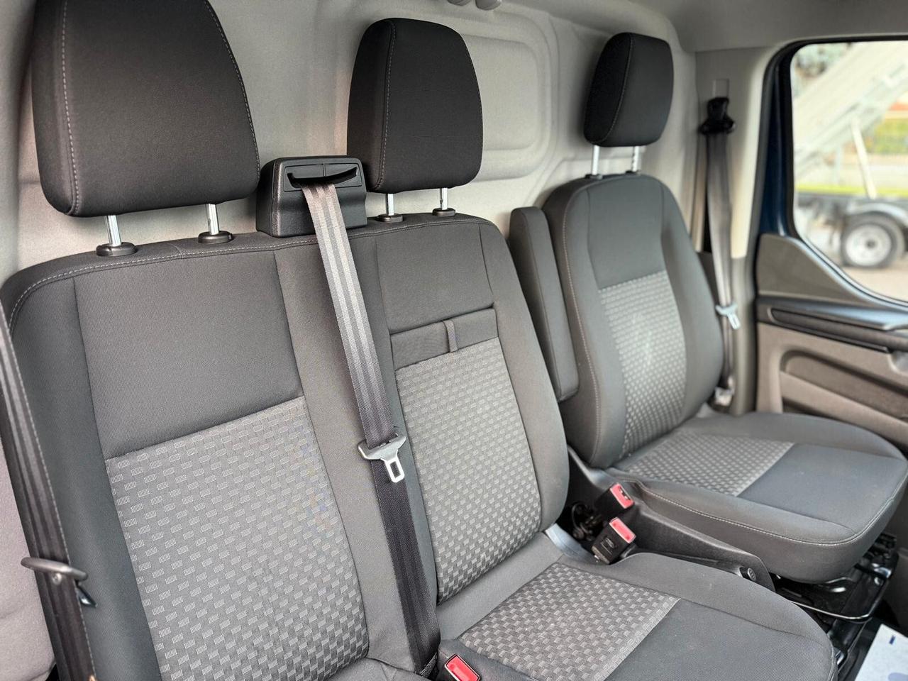 FORD Transit Custom 340 2.0 EcoBlue 170 automaatico