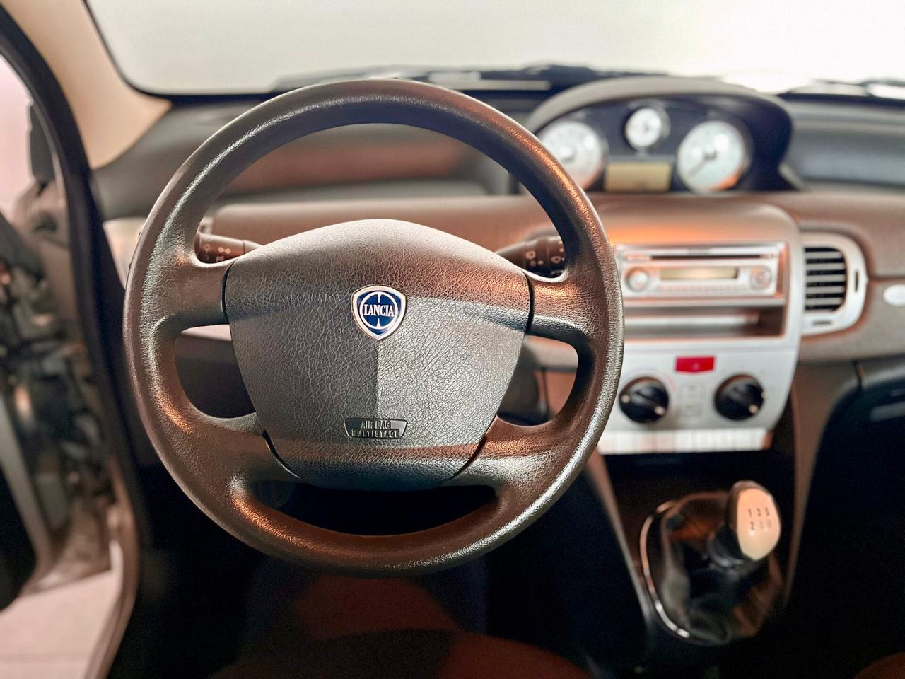 Lancia Ypsilon 1.2 69 CV Elle