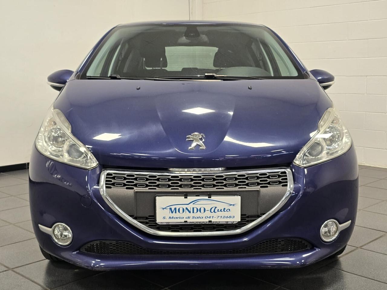Peugeot 208 1.2 VTi 82 CV 2013 NEOPATENTATI