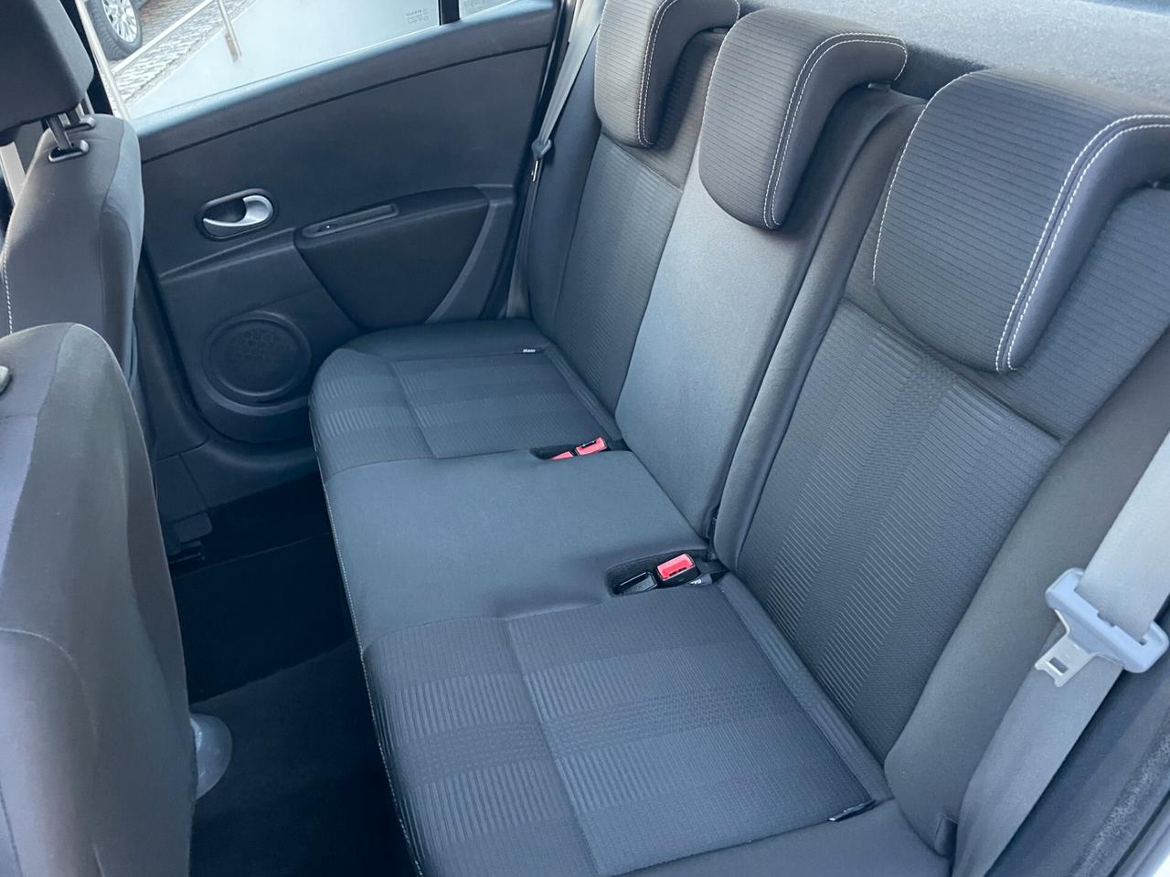 Renault Clio 1.2 16V 5 porte 20th Anniversario