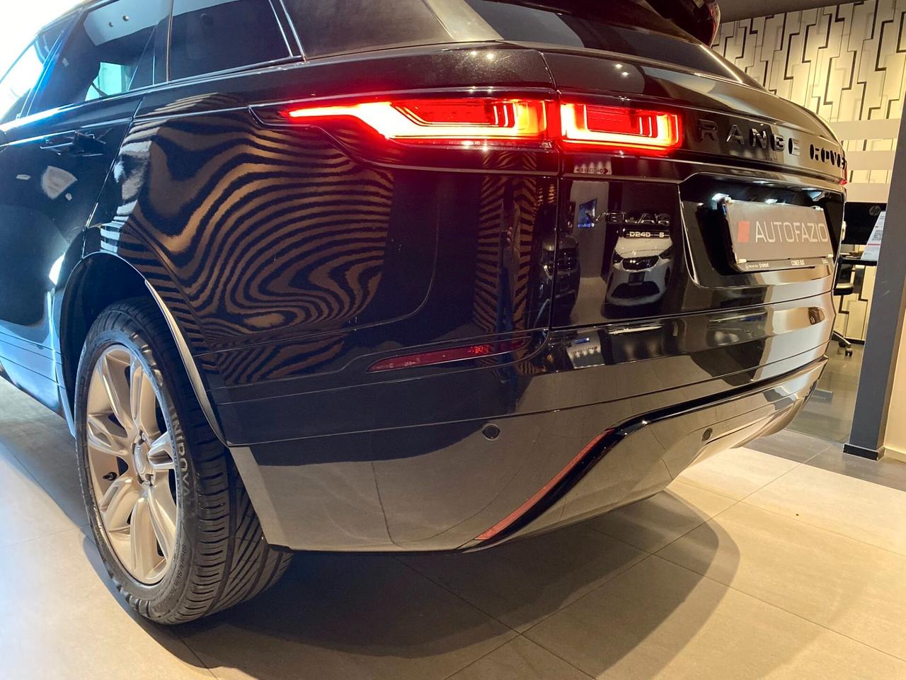 Land Rover Range Velar 2.0D I4 240 CV HSE