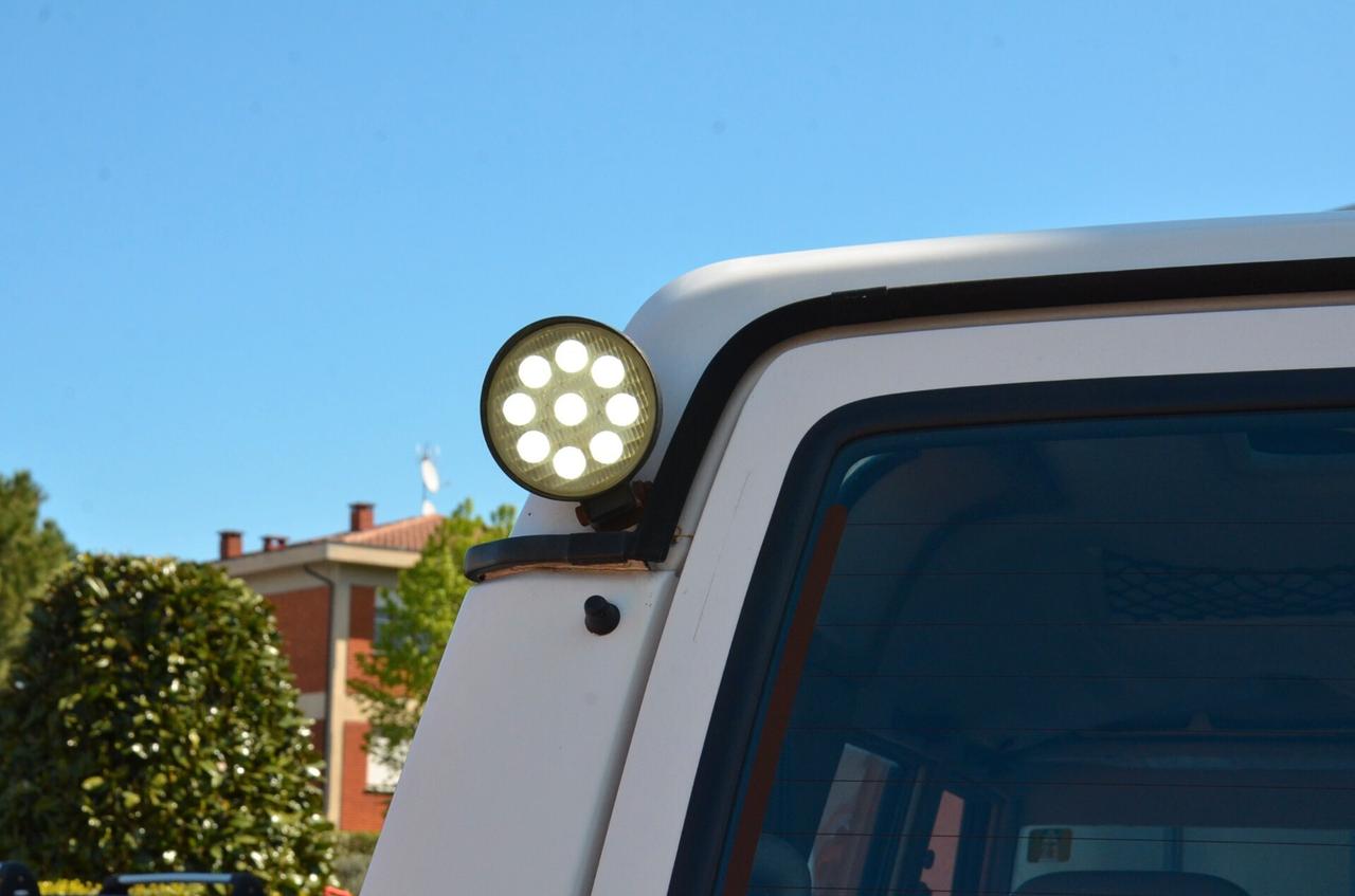 Land Rover Discovery 2.0i 16V cat 5 porte Luxury