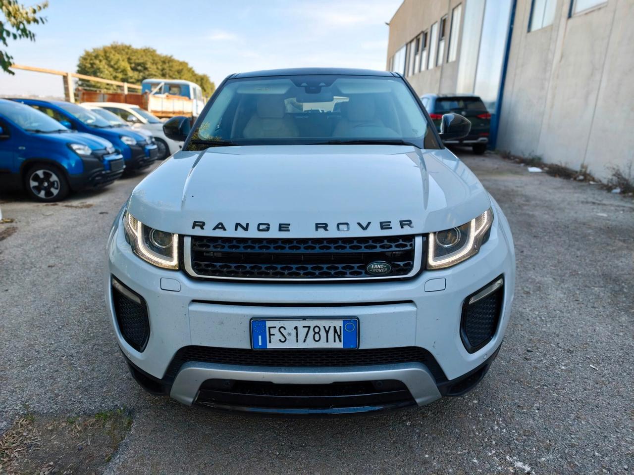 Land Rover Range Evoque 2.0 TD4 180 CV 5p. SE