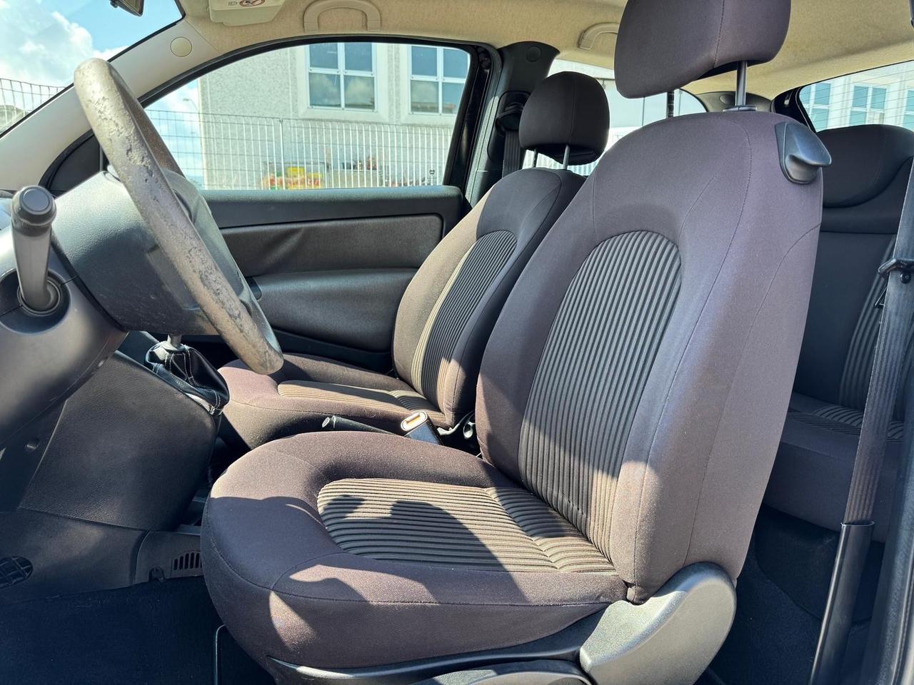 Lancia Ypsilon 1.4 Platino Ecochic GPL. Km 126.000
