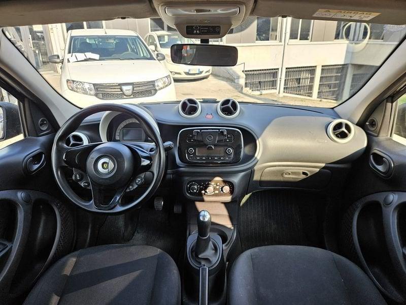 smart forfour 60 1.0 45kW Black Passion