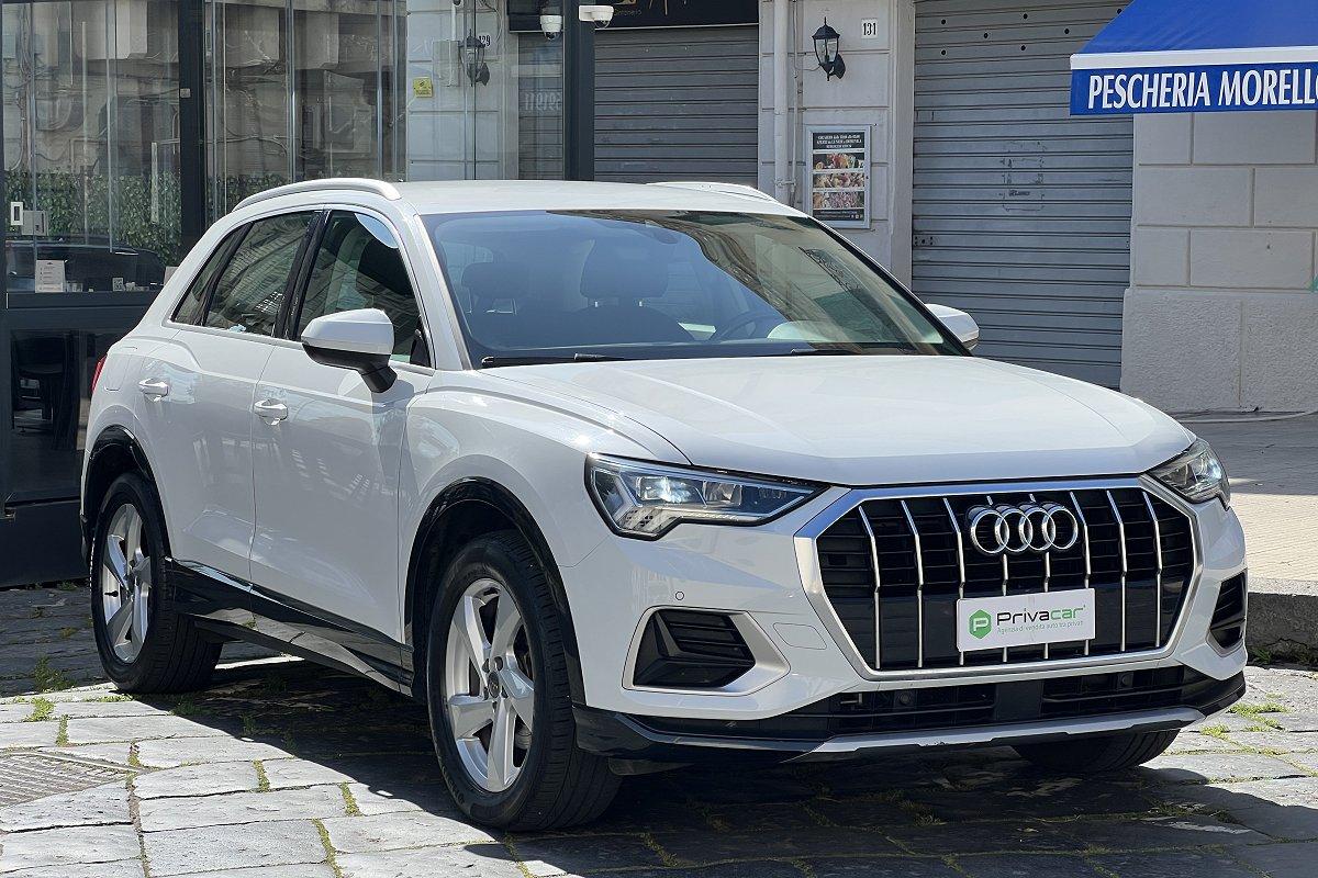 AUDI Q3 35 TDI S tronic Business Advanced