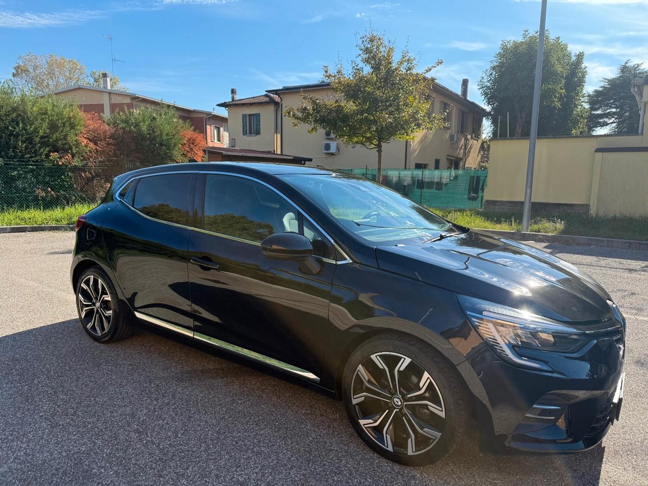 Renault Clio 1.0 tce Gpl - NEOP. - NAV. - 12 MESI DI GARANZIA -