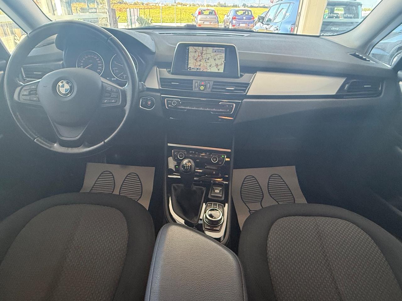 Bmw 2er Active Tourer 218d Advantage