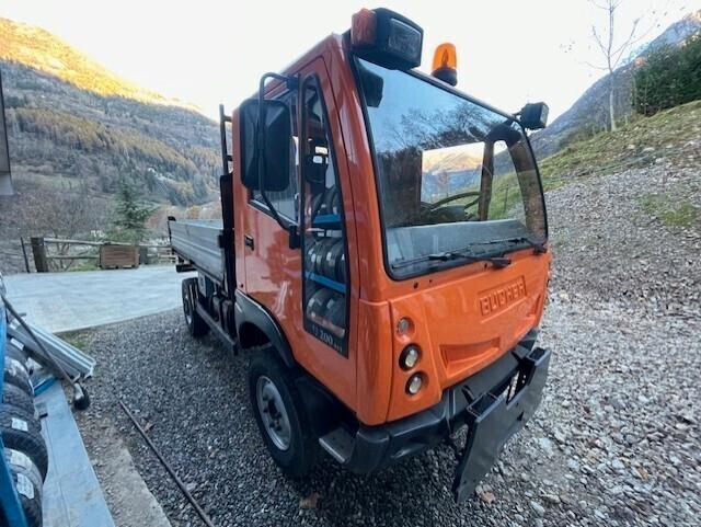 Bucher-schorling BU200 4x4 2.8cc TD anno 2006