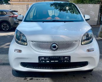 Smart ForTwo PASSION -TETTO-LED -NAVI-GARANZIA