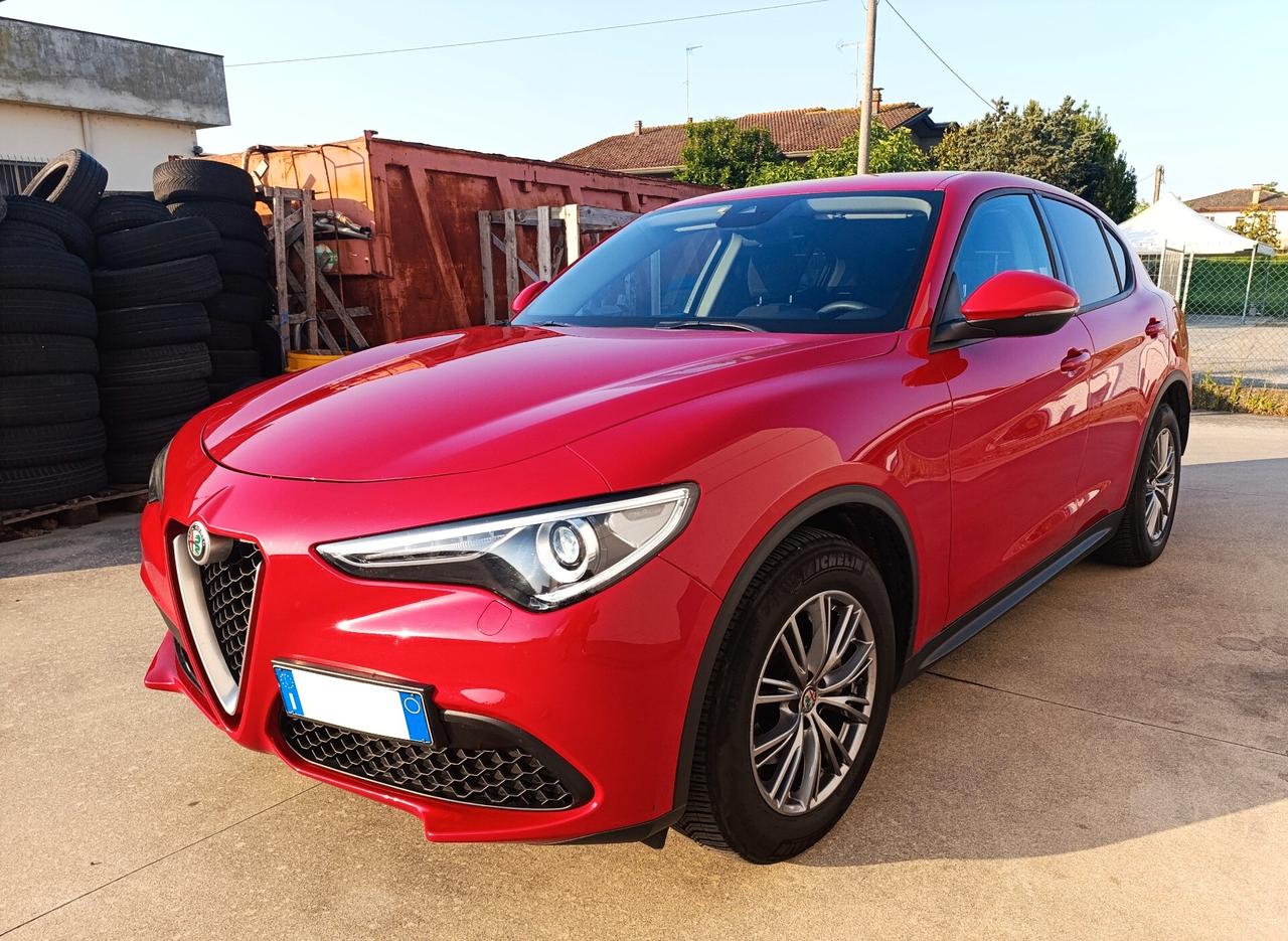 Alfa Romeo Stelvio 2.2 Turbodiesel 160 CV AT8 RWD Business