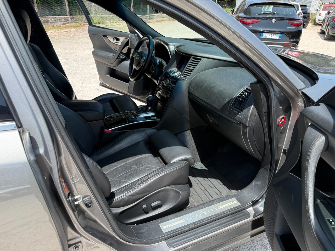 Infiniti FX FX37 S 320CV GPL