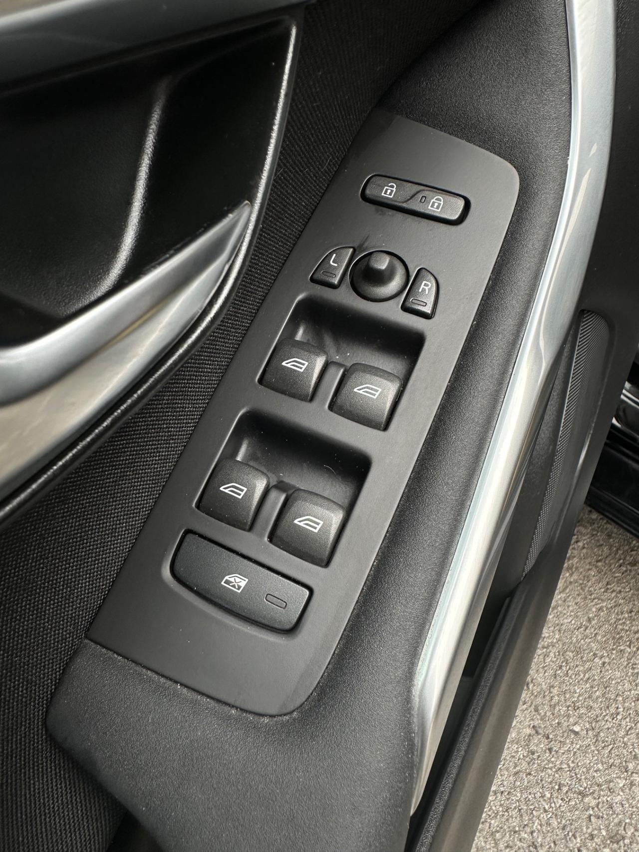 Volvo V40 D2 ‘eco’ Momentum 2.0 diesel 120cv