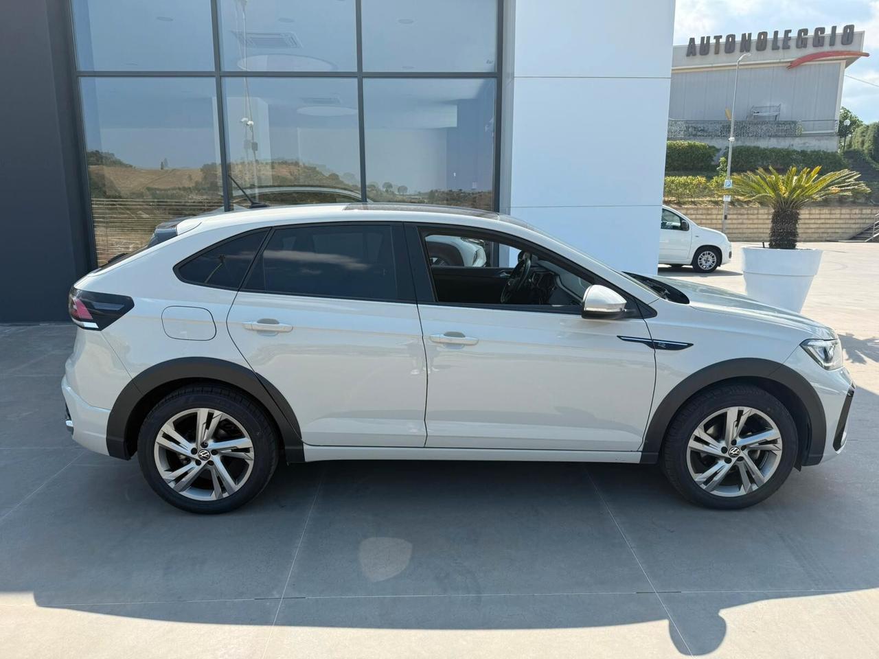 Volkswagen Taigo 1.0 TSI 110 CV DSG R-Line