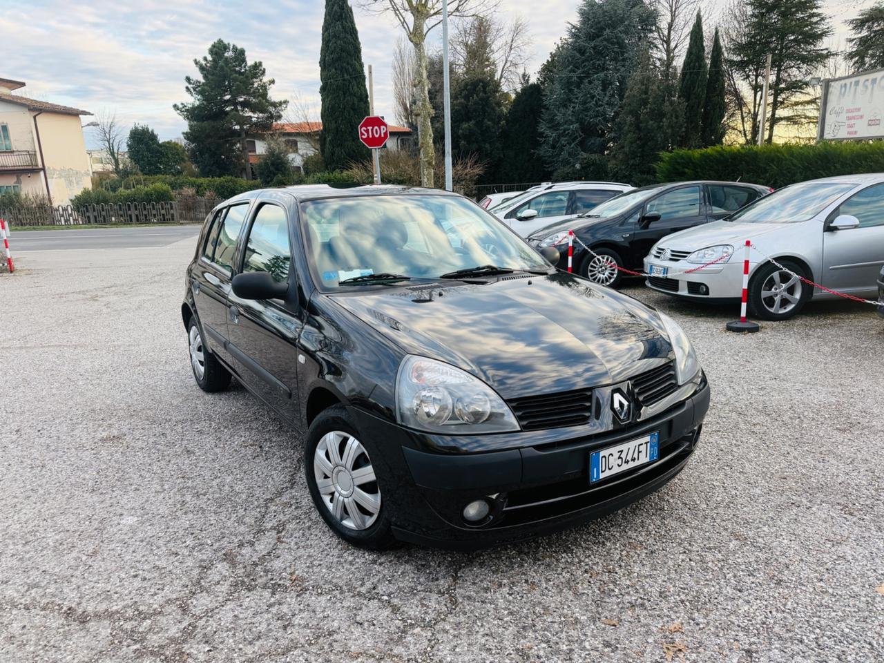 Renault Clio 1.2 16V 5 porte 121.000 km!!