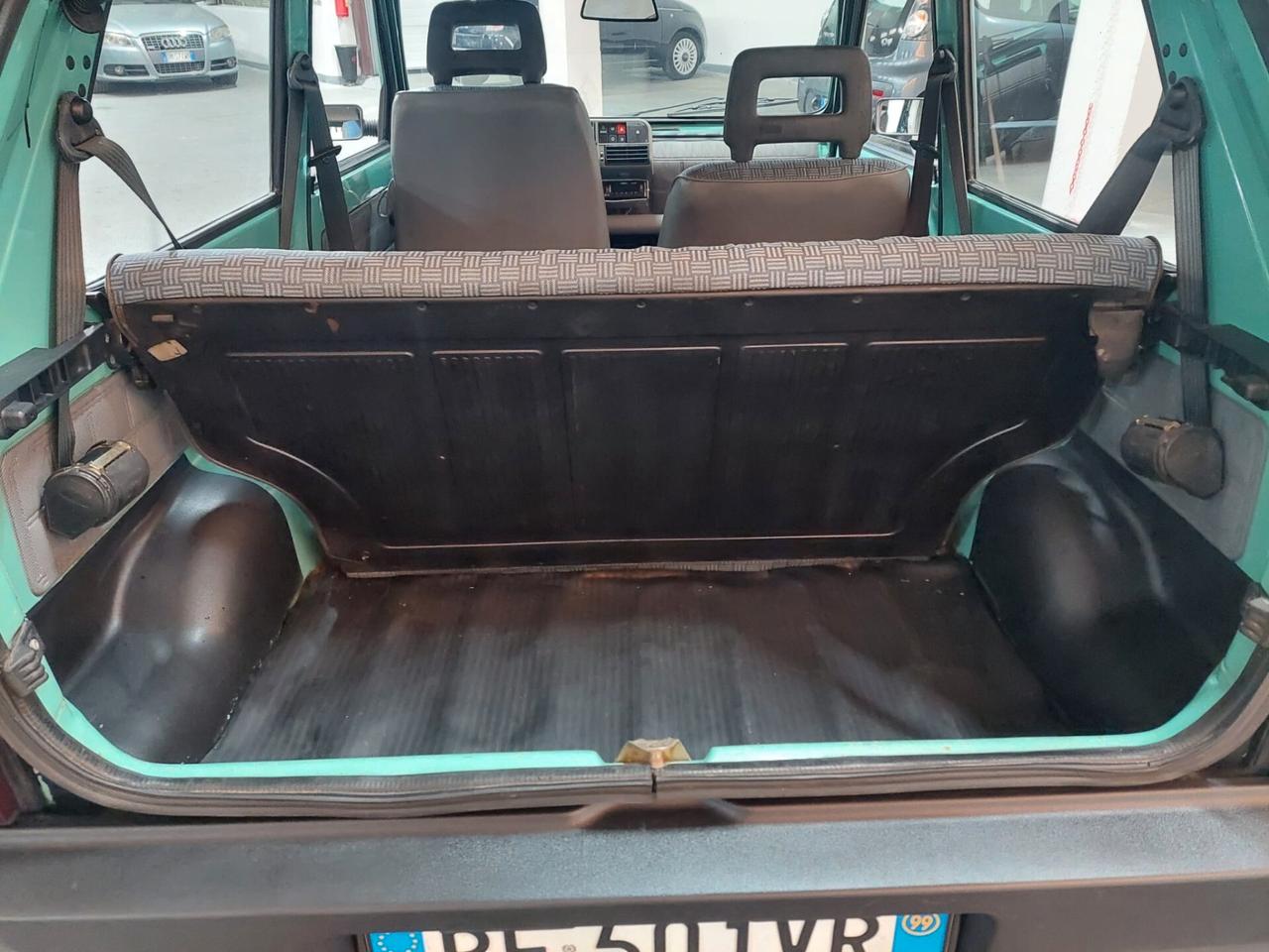 Fiat Panda 900 i.e. cat Young