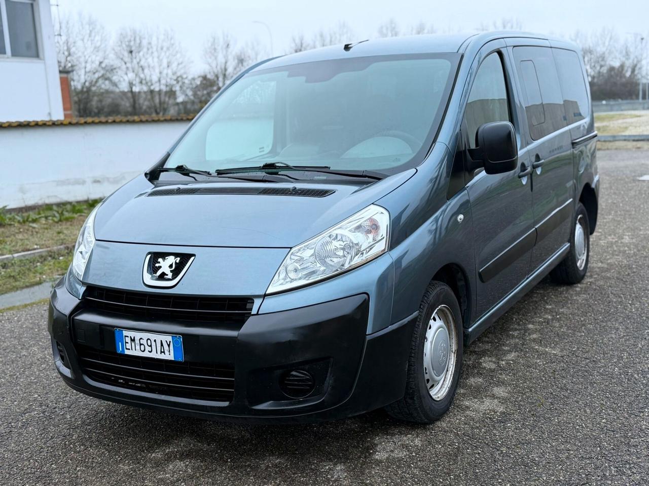 Peugeot Expert Tepee 2.0 HDi 9 POSTI