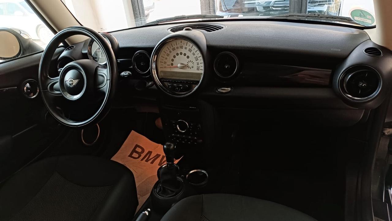 Mini One Clubman 1.6 Auto. OK NEOPATENTATI
