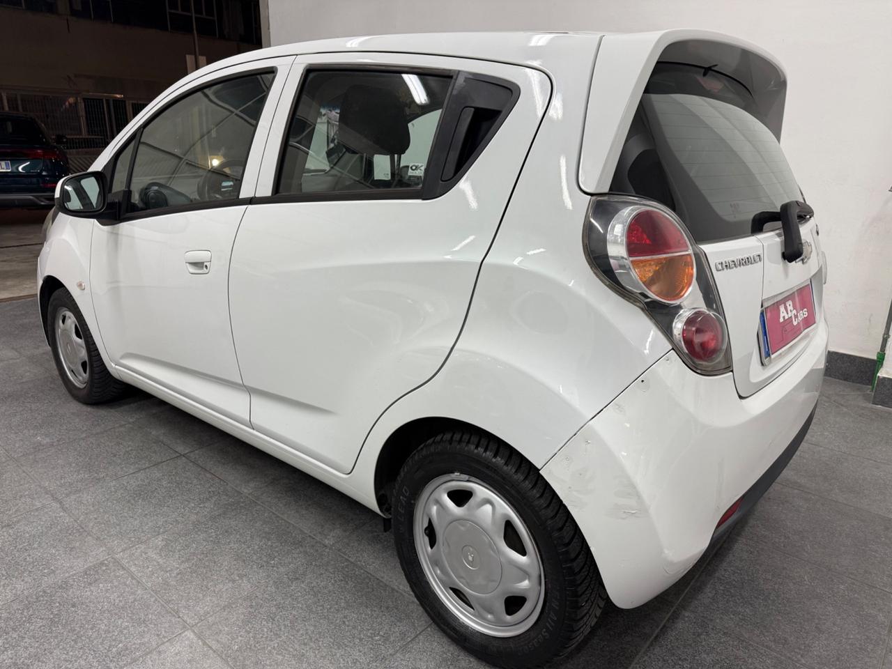 Chevrolet Spark 1.0 GPL Eco Logic Pink Lady Special Edition