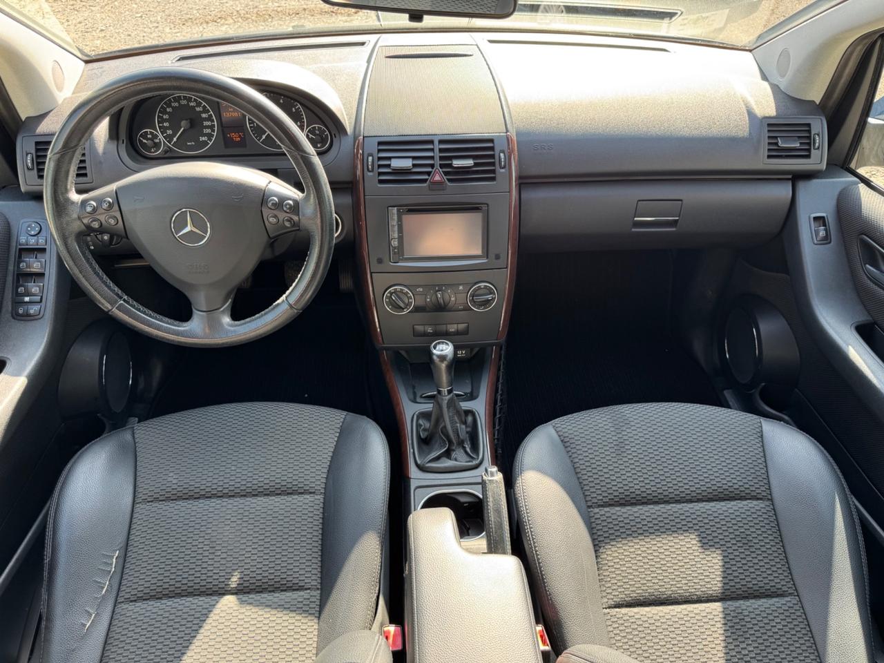 Mercedes-benz A 180 BlueEFFICIENCY Premium