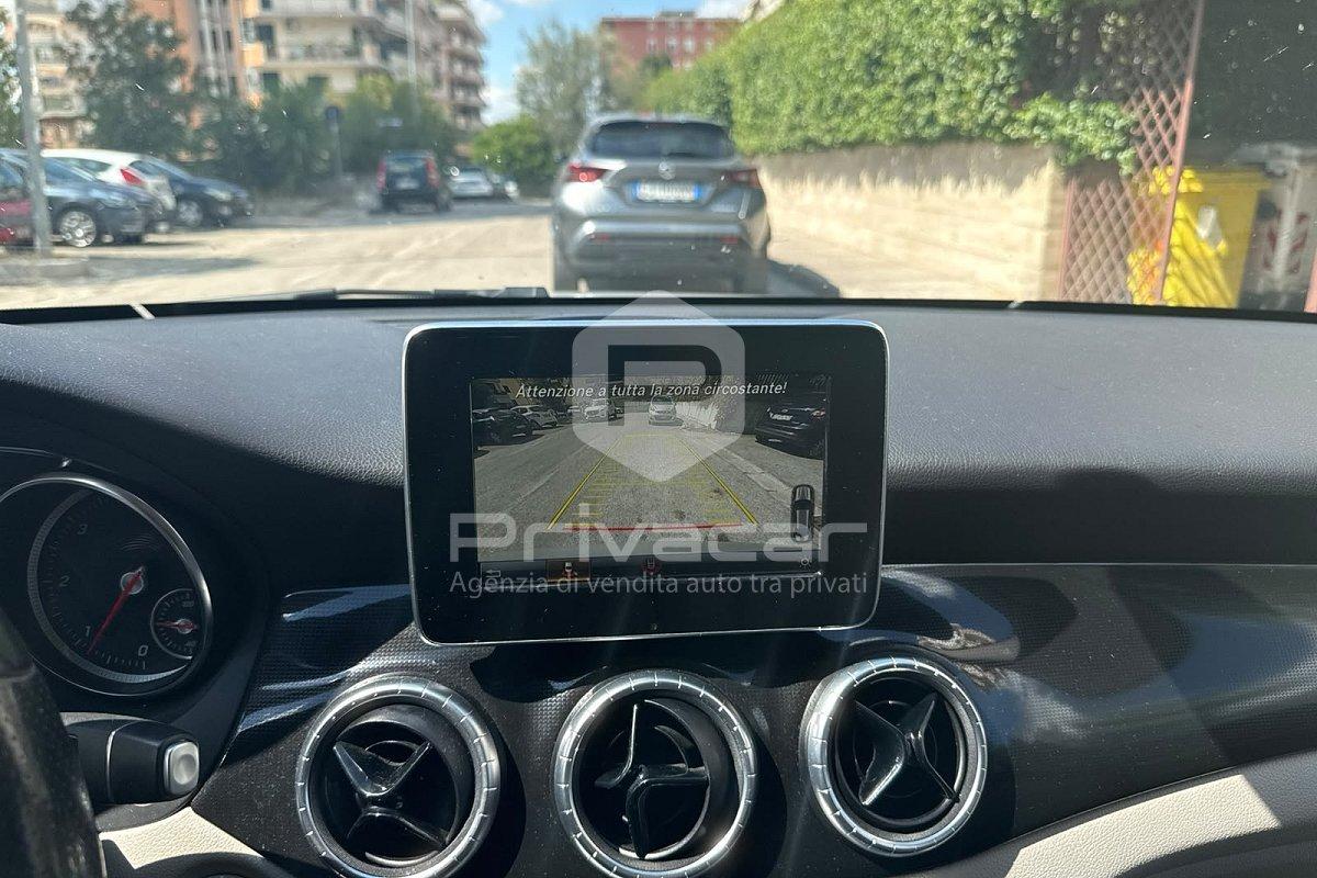 MERCEDES CLA 200 d Automatic Premium