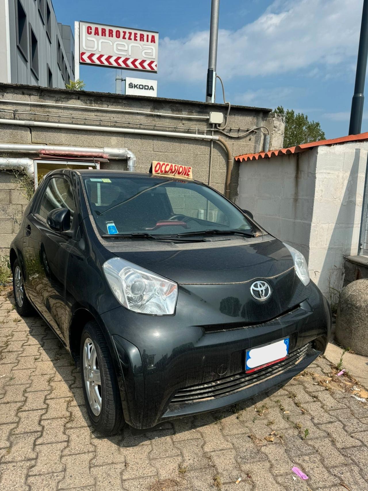 TOYOTA IQ