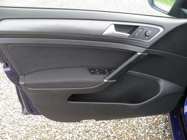 VOLKSWAGEN Golf 1.0 TSI 110 CV 5p. Trendline BlueMotion Technology