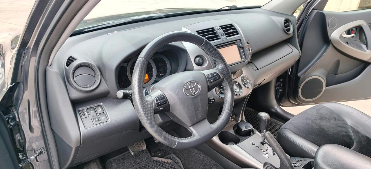 Toyota RAV 4 RAV4 2.2 D-4D 150 CV "AUTOMATICA"