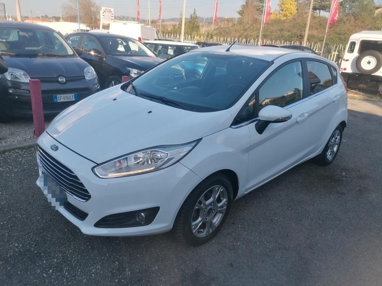 Ford Fiesta 1.5 TDCi 75CV 5 porte Business