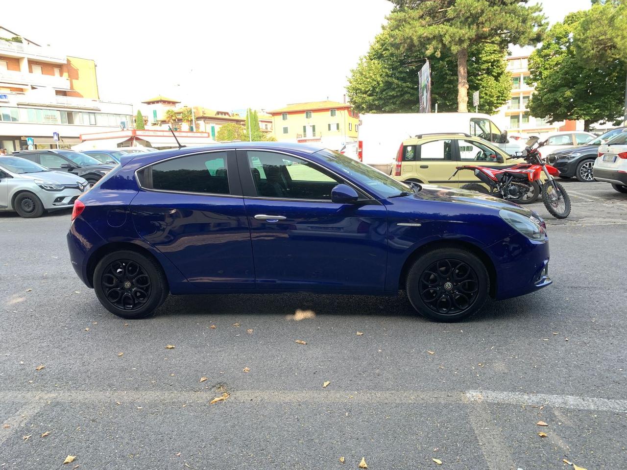 Alfa Romeo Giulietta 1.6 JTDM 16V Super #5822