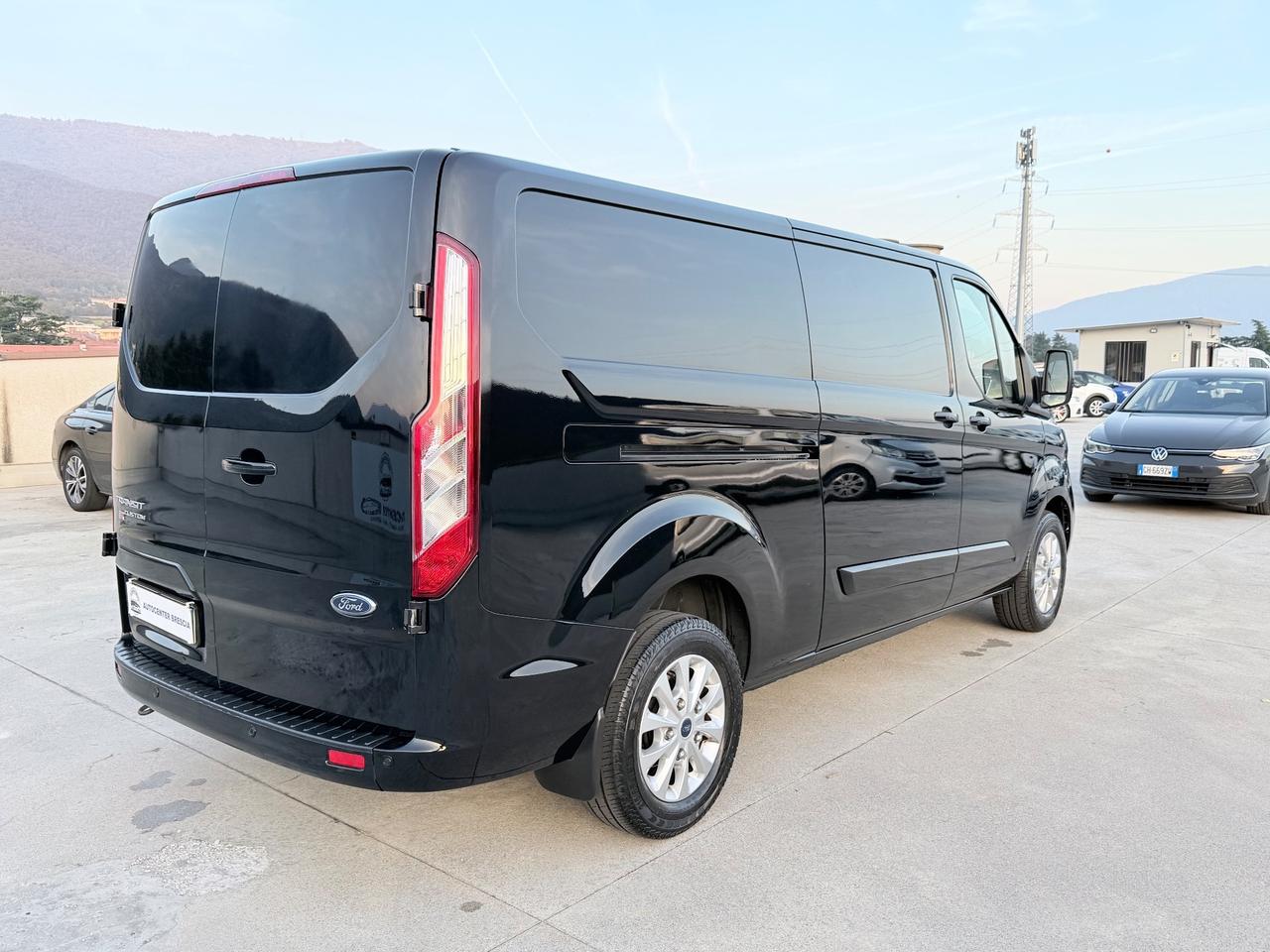 Ford custom Titanium 340 Passo lungo Euro 6B 2.0 TDCI 131 Cv