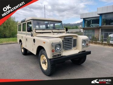 Land Rover 109 Serie III Land Rover Defender