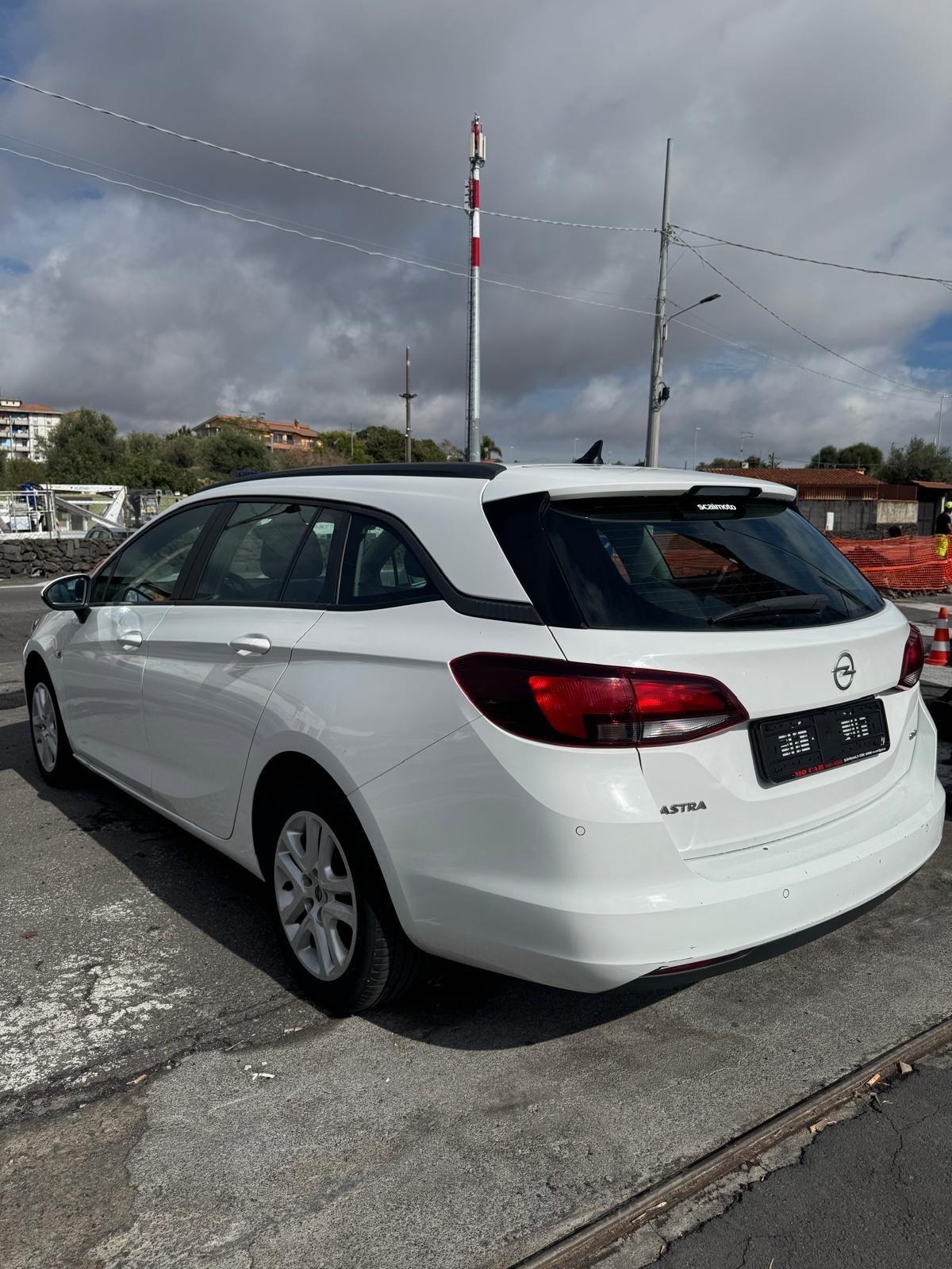 Opel Astra 1.6 CDTI 136CV EcoFLEX S&S Sports Tourer Cosmo
