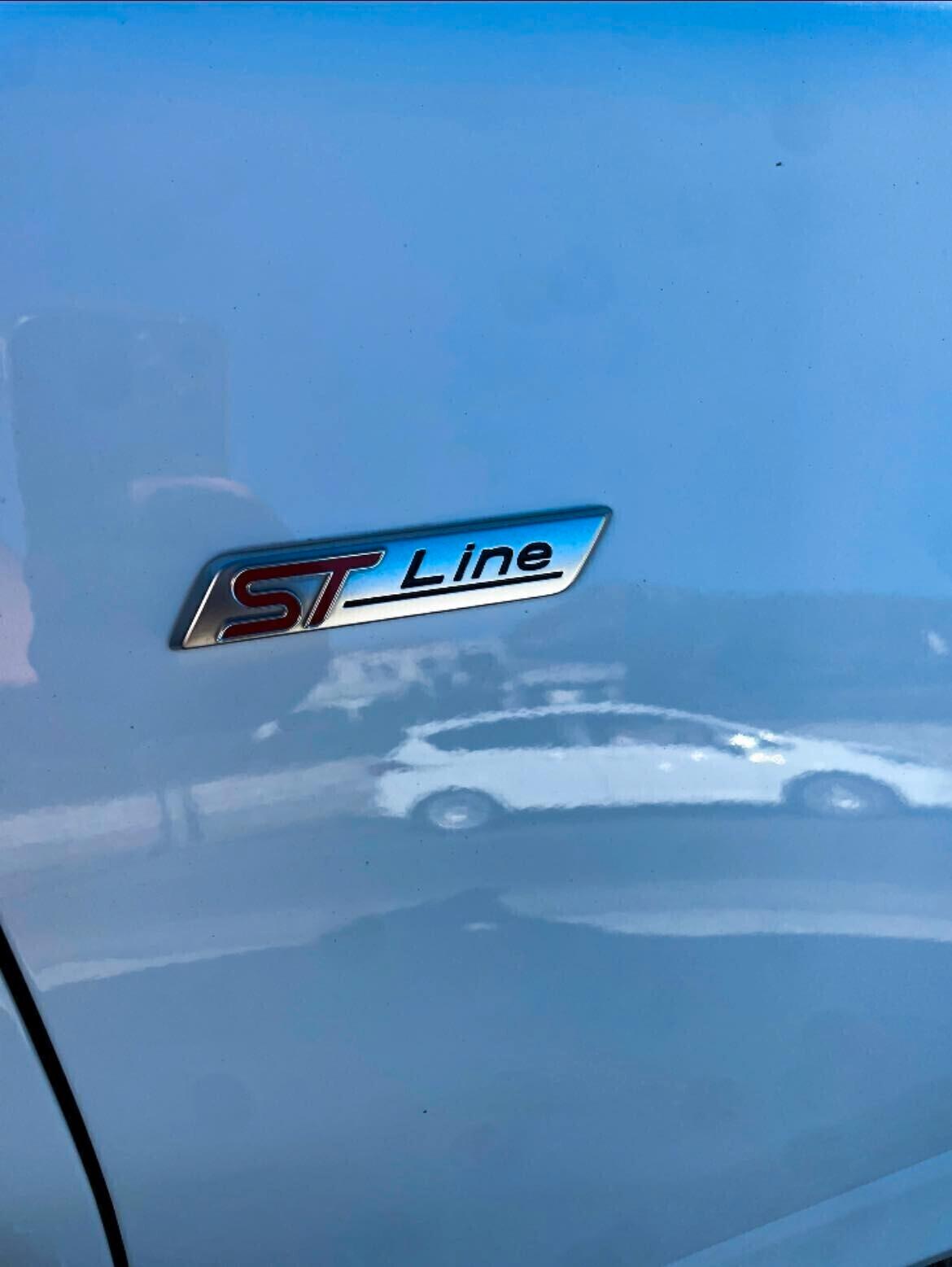 Ford Puma 1.0 EcoBoost Hybrid 125 CV S&S aut. ST-Line