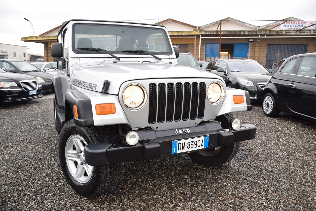 Jeep Wrangler 4X4 2.4 cat 143CV 6M Sport CORTA