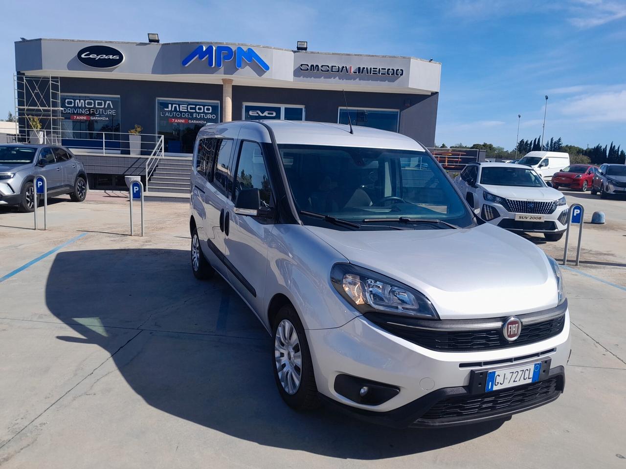 DOBLO' POSTI 1.6 MJT 120CV MAXI N1 LOUNGE