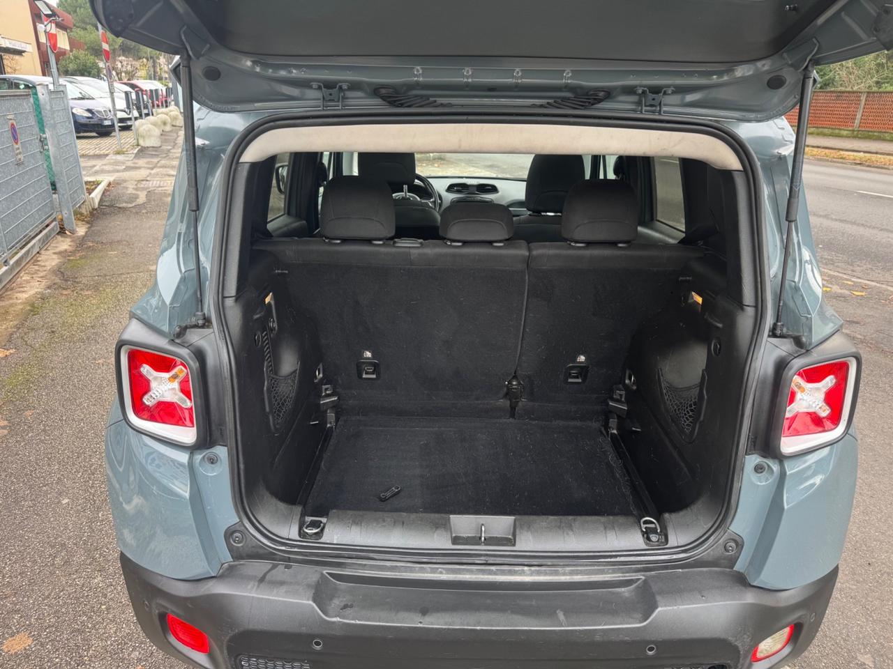 Jeep Renegade 1.6 Mjt 120 CV neopaten garanzia 12 mesi