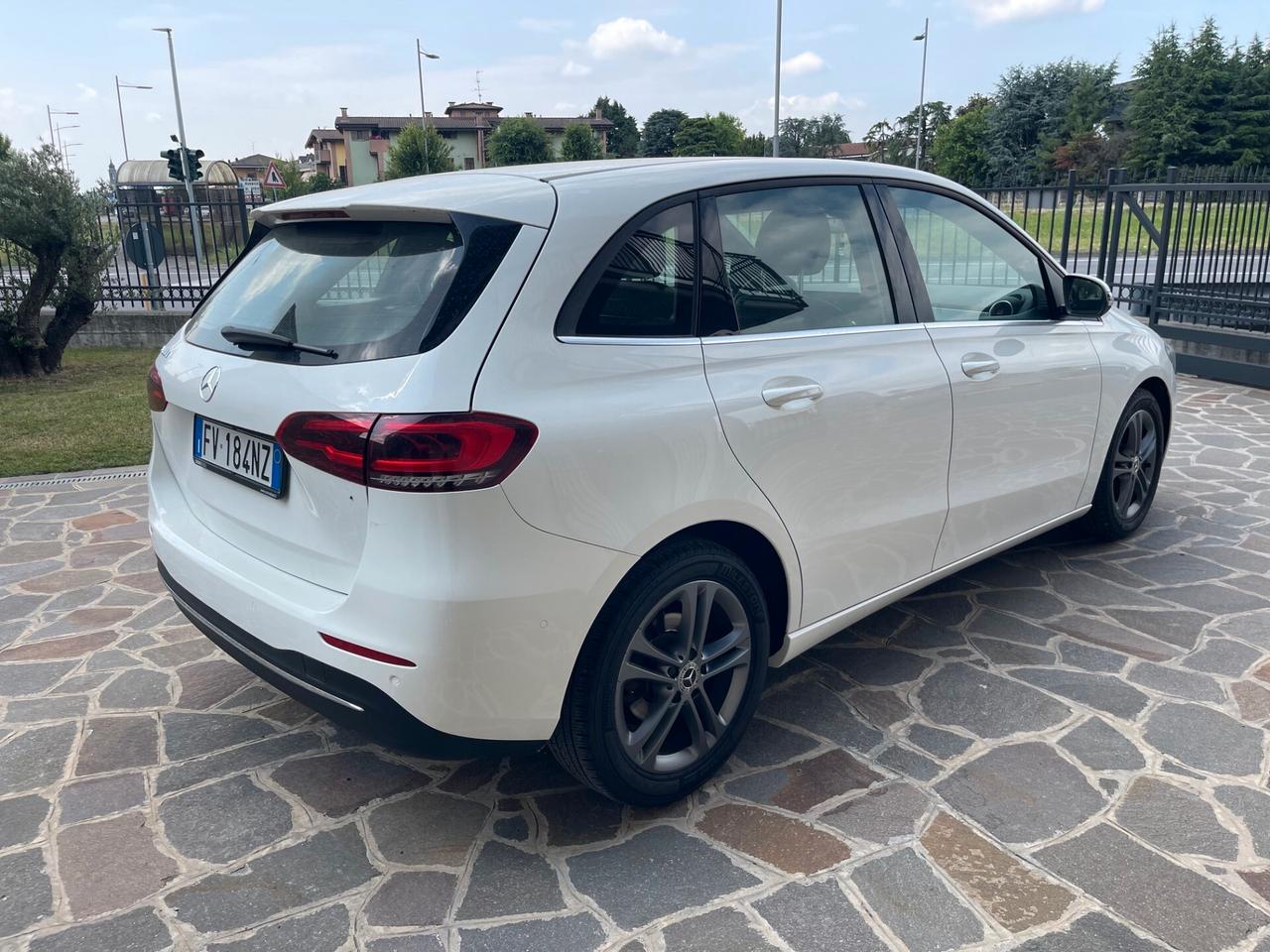 Mercedes-benz B 180 d Automatic Sport