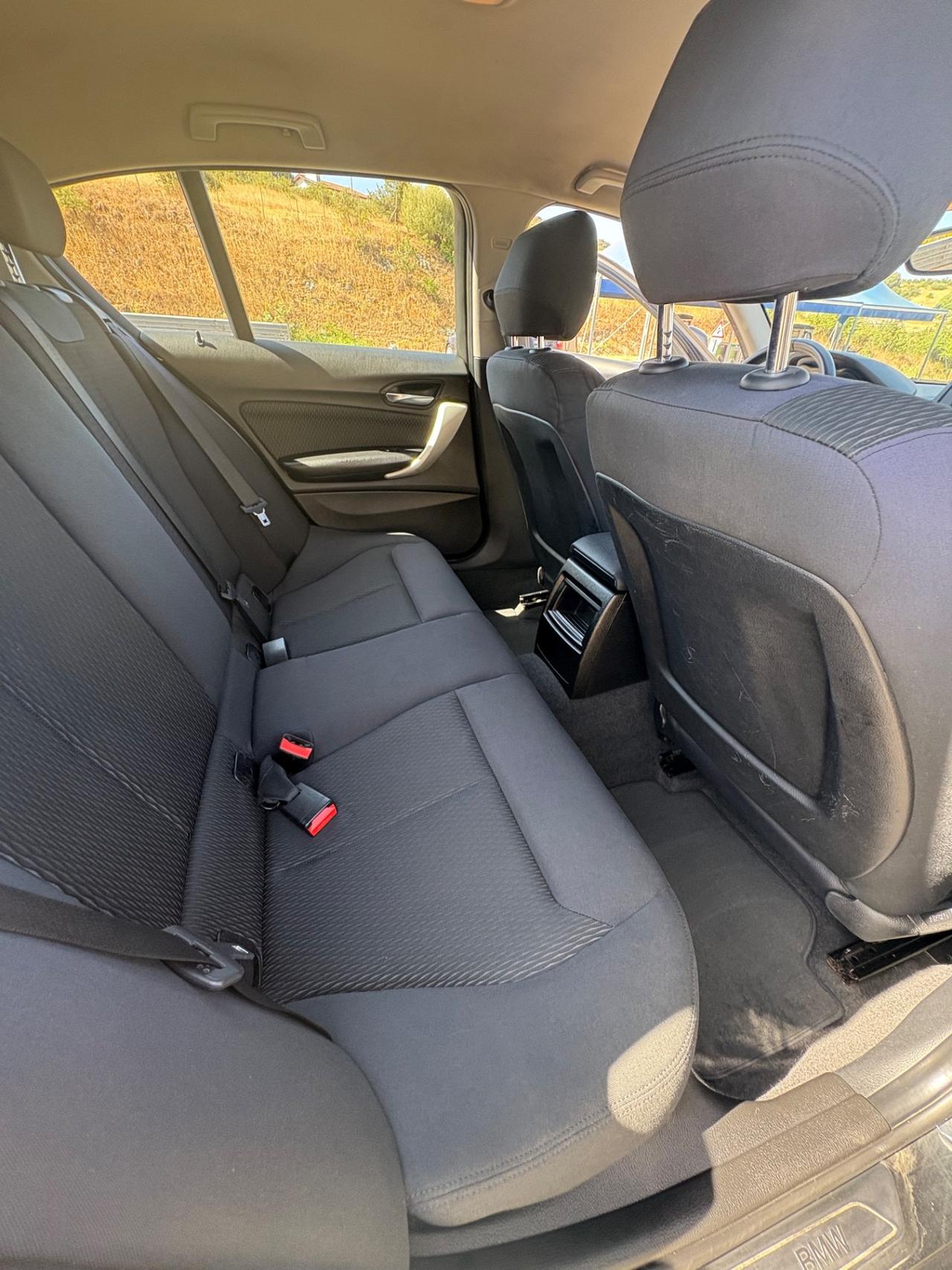 Bmw 116 118d 5p. Urban