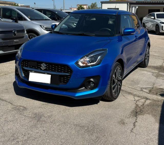 SUZUKI Swift 1.2 Hybrid Top