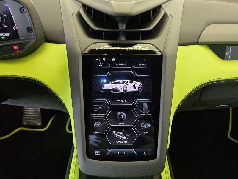 Lamborghini Revuelto Revuelto 6.5 V12