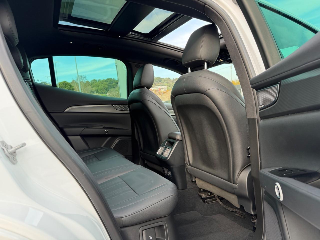 Maserati Grecale MHEV 300 CV AWD GT tetto apribile