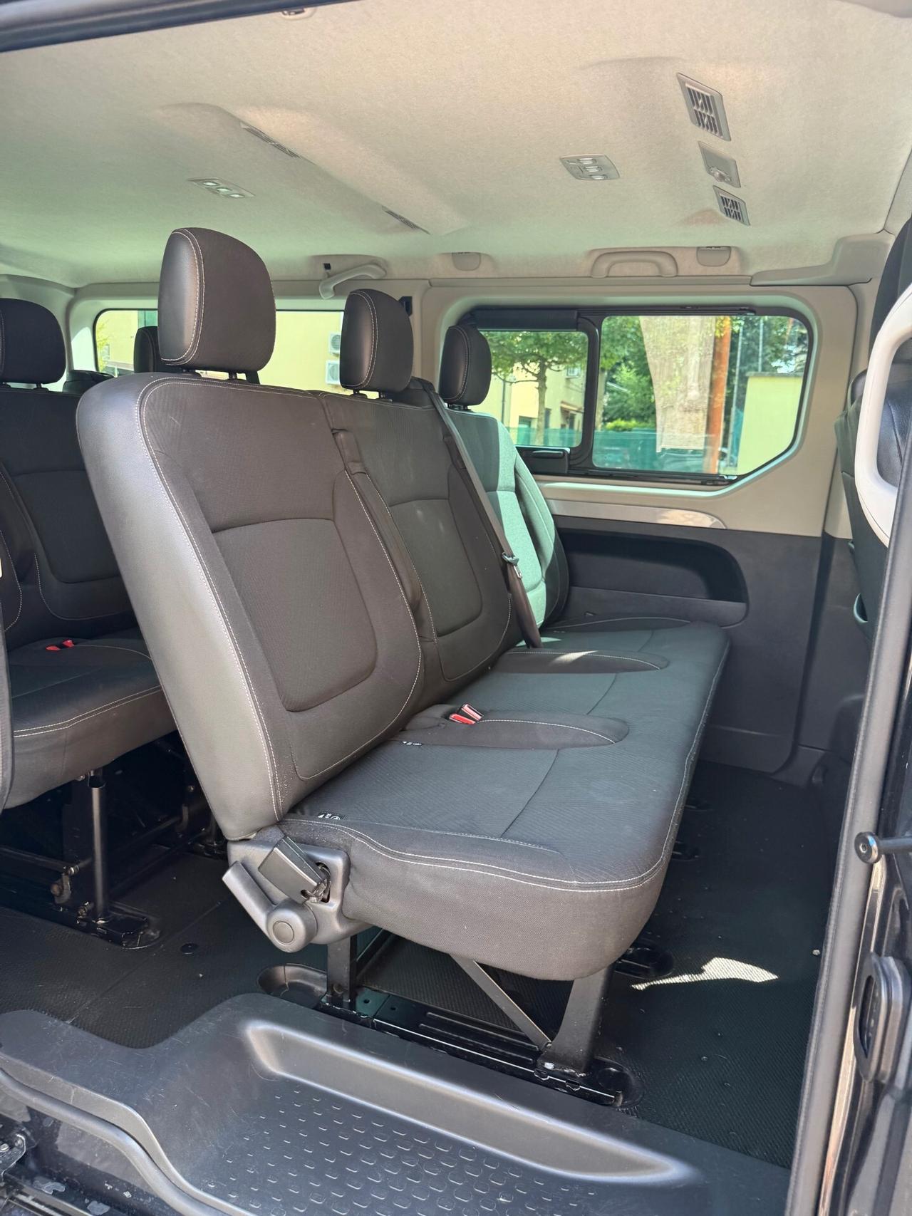 Renault Trafic 2.0 dCi - 9 POSTI - 12 MESI DI GARANZIA