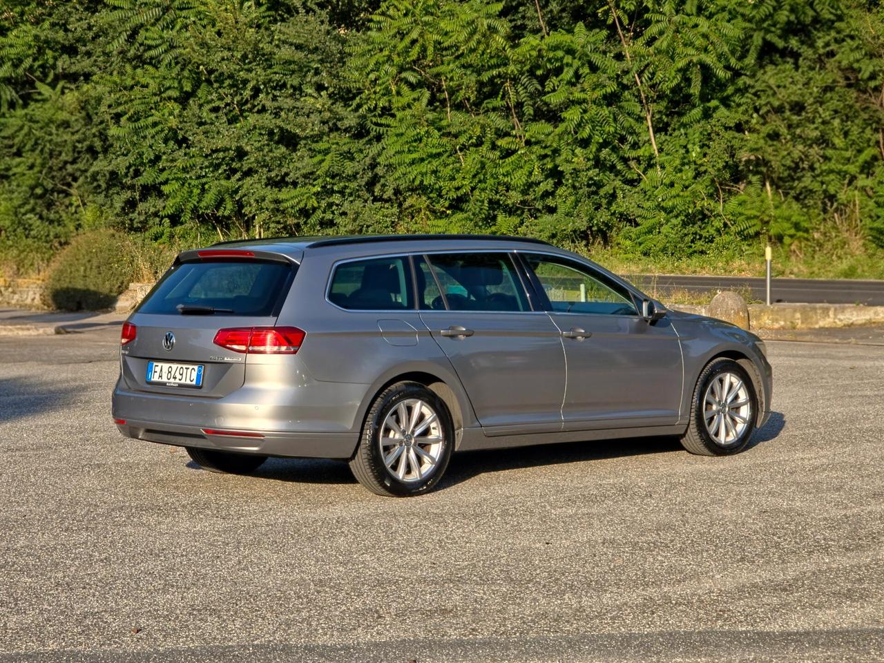 Volkswagen Passat Business Variant 2.0 TDI Executive BMT CV-150 E6 Manuale 2015